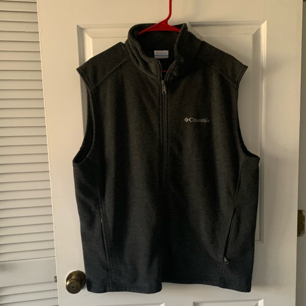 Columbia vest